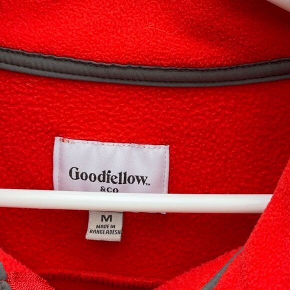 Take 50% OFF- Good Fellow & Co Red Men’s Sweater, Size-M - Picture 4 of 5